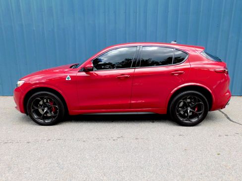 Used 2018 Alfa Romeo Stelvio Quadrifoglio w/ Driver Assist Dynamic Package AWD/4WD image 2