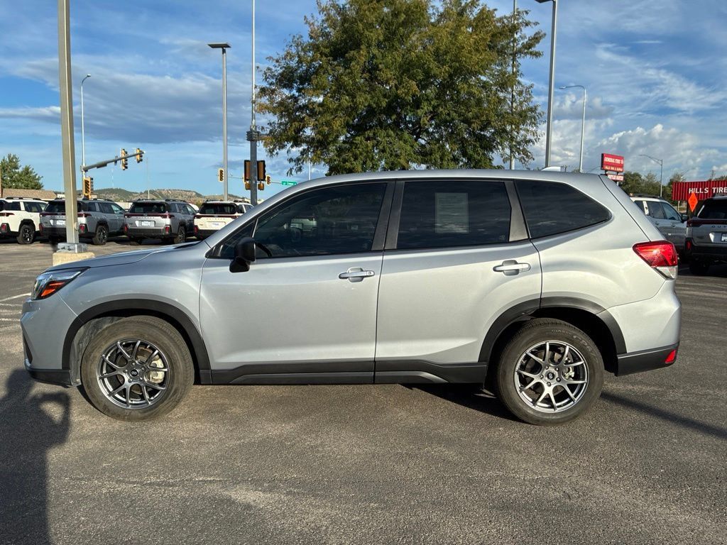 Used 2019 Subaru Forester AWD/4WD image 4
