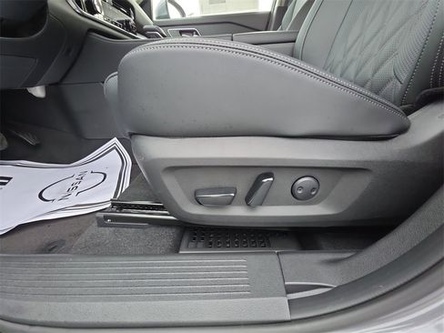 New 2026 Nissan Rogue Platinum w/ Platinum Premium Package image 12