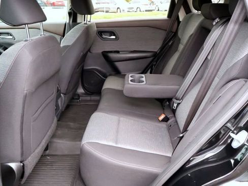 Used 2022 Nissan Rogue SV image 23