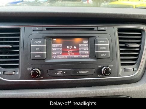Used 2015 Kia Sedona LX w/ LX Convenience Package FWD image 9