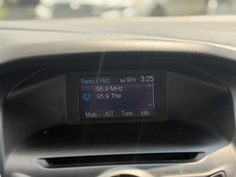 Used 2013 Ford Focus SE w/ Cargo Management Pkg FWD image 26