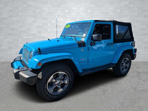 Used 2017 Jeep Wrangler Sahara w/ Connectivity Group image 9