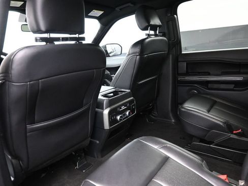 Used 2020 Ford Expedition XLT w/ Equipment Group 202A RWD image 25