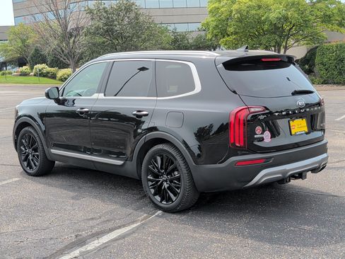 Certified 2021 Kia Telluride SX w/ SX Prestige Package AWD/4WD image 3