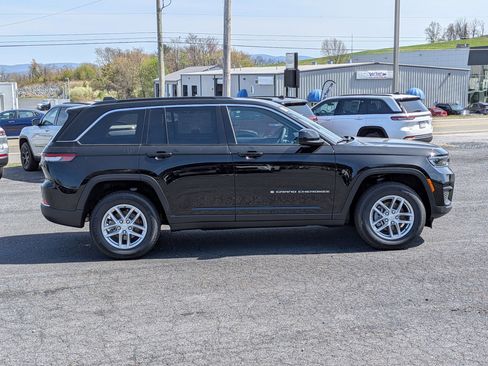 New 2026 Jeep Grand Cherokee Laredo X AWD/4WD image 4