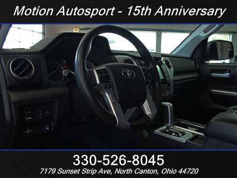 Used 2017 Toyota Tundra SR5 AWD/4WD image 10
