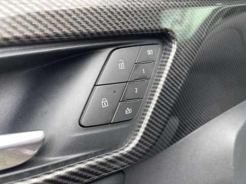 Used 2025 Chevrolet Traverse High Country w/ LPO, Floor Liner Package AWD/4WD image 18