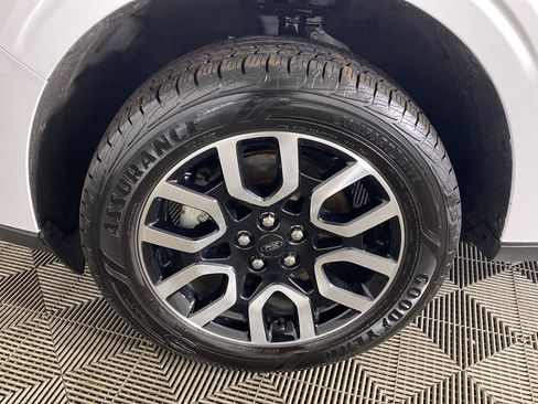 Used 2022 Ford Maverick Lariat w/ Lariat Luxury Package FWD image 20
