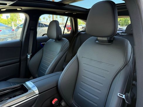 New 2026 Mercedes-Benz GLC 300 image 13