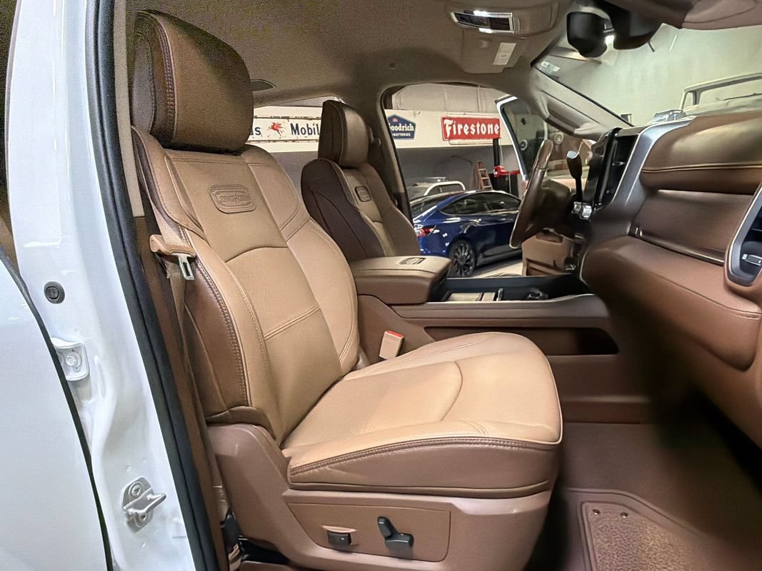 Used 2022 RAM 2500 Limited AWD/4WD image 38