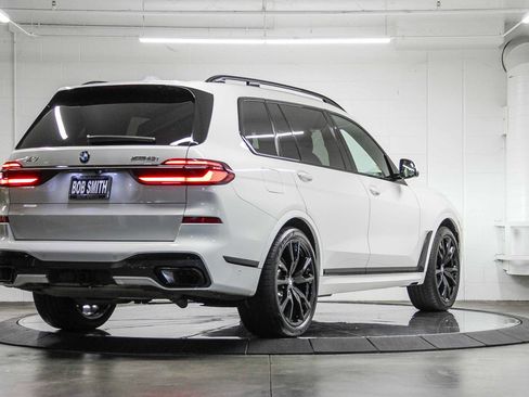 Certified 2023 BMW X7 xDrive40i w/ M Sport Package AWD/4WD image 6