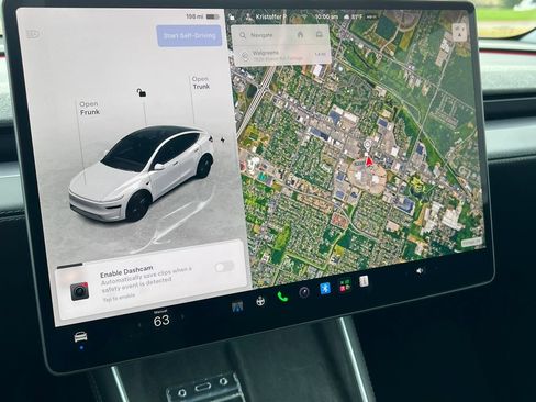 Used 2026 Tesla Model Y AWD image 19