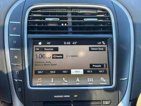 Used 2016 Lincoln MKX Reserve w/ Climate Package image 23