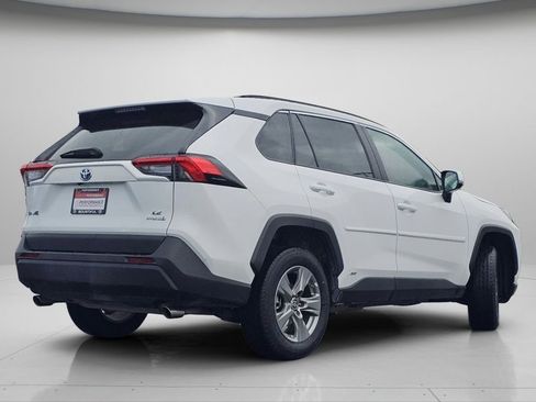 Used 2024 Toyota RAV4 LE AWD/4WD image 23