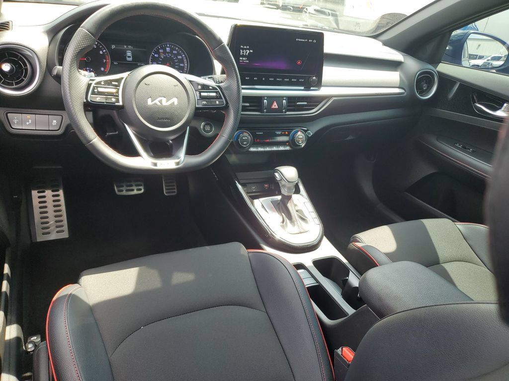 Used 2023 Kia Forte GT FWD image 10