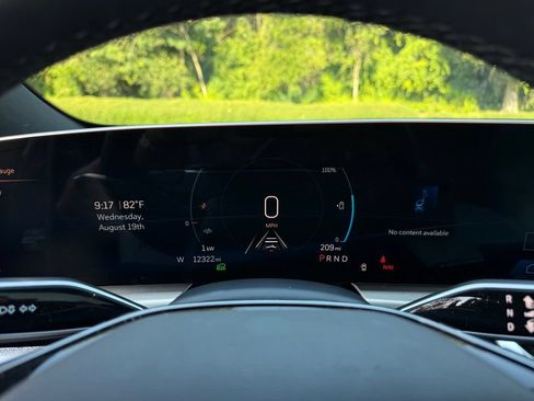 Used 2025 Cadillac Lyriq Sport RWD image 16