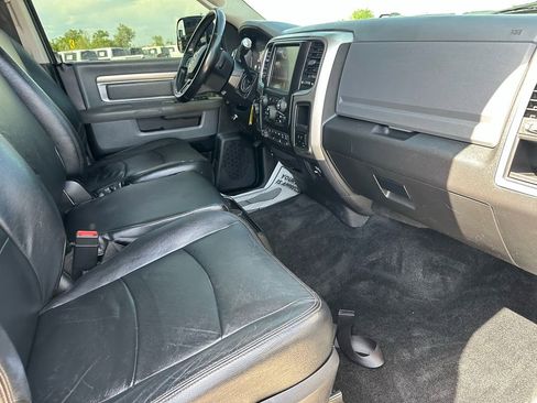 Used 2017 RAM 2500 Big Horn w/ Sport Appearance Group AWD/4WD image 17