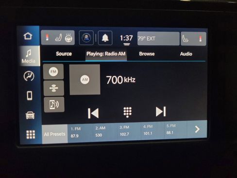 Used 2023 Chrysler Voyager LX FWD image 25