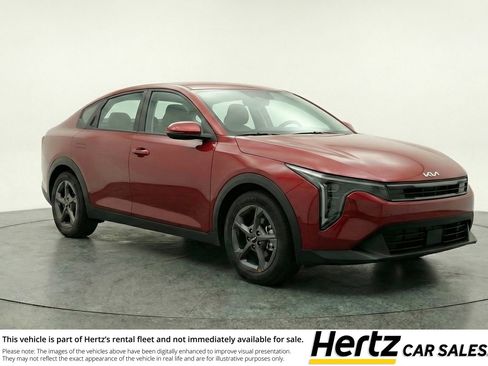 Used 2025 Kia K4 FWD image 1