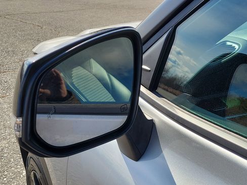 Used 2023 Toyota Highlander XSE image 10