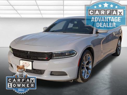 Used 2022 Dodge Charger SXT w/ Plus Group RWD image 25