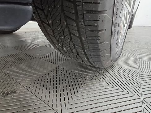 Used 2024 GMC Sierra 1500 Pro w/ Pro Value Package image 33