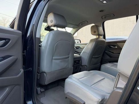 Used 2020 Chevrolet Traverse LT w/ Driver Confidence II Package AWD/4WD image 30