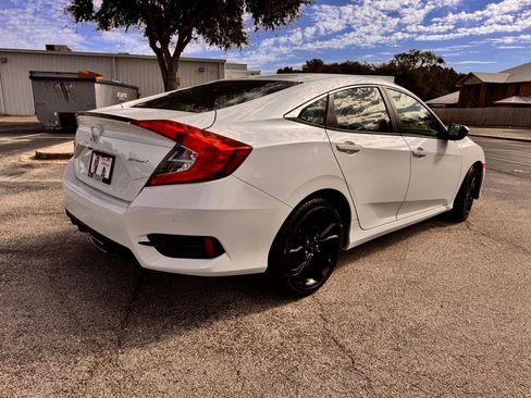 Used 2020 Honda Civic Sport image 9
