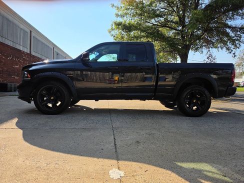 Used 2017 RAM 1500 Sport w/ Convenience Group AWD/4WD image 4