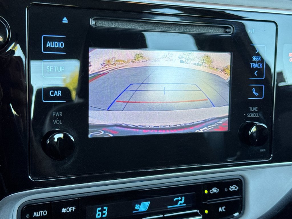 Used 2018 Toyota Corolla LE FWD image 23