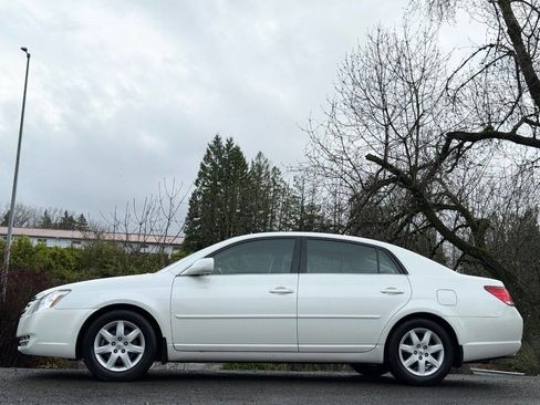 Used 2007 Toyota Avalon XL image 9