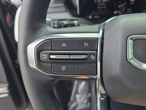 Certified 2025 GMC Acadia Elevation FWD image 25