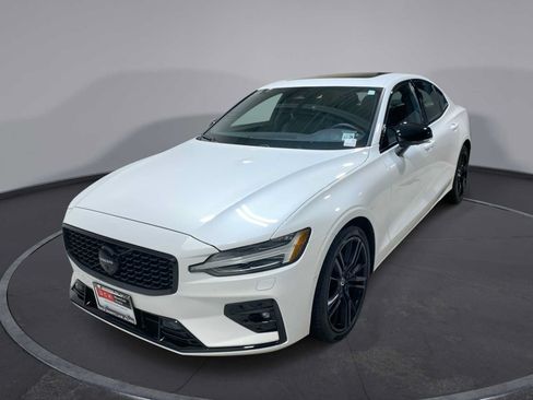 Used 2023 Volvo S60 B5 Plus w/ Climate Package AWD/4WD image 1