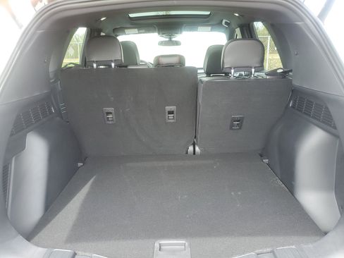 New 2026 Ford Escape ST-Line Select w/ Tech Pack #2 AWD/4WD image 31