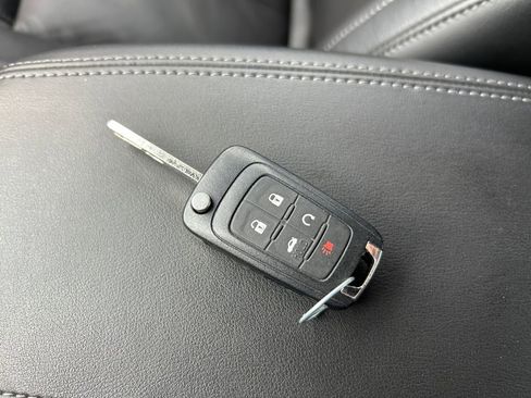 Used 2015 Buick LaCrosse Leather AWD/4WD image 33