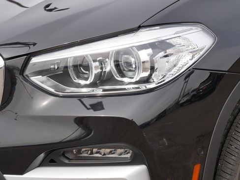 Used 2021 BMW X3 xDrive30i w/ Premium Package image 16