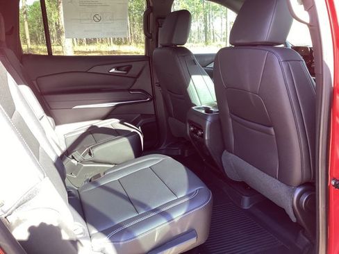 New 2026 Chevrolet Traverse LT w/ Midnight/Sport Edition image 17