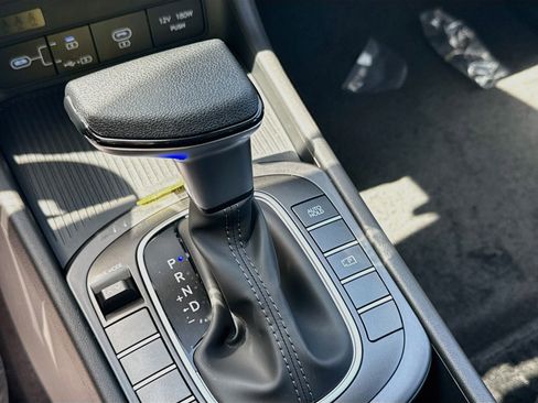 New 2027 Hyundai Kona SE FWD image 13