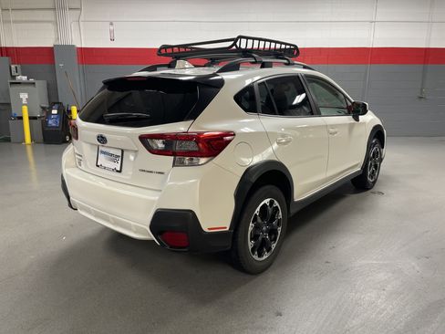 Used 2021 Subaru Crosstrek 2.0i Premium image 11