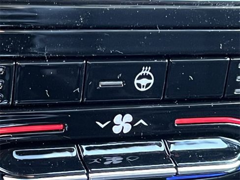 New 2025 Jeep Grand Cherokee Altitude image 26