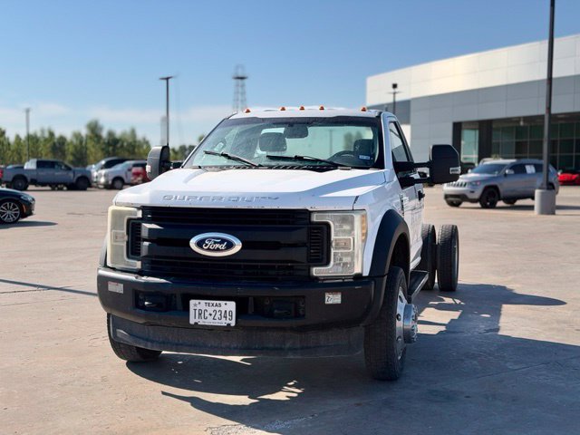 Used 2017 Ford F550 4x4 Regular Cab Super Duty image 2