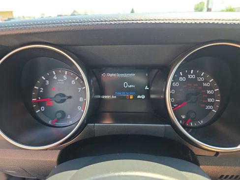 Used 2018 Ford Mustang Shelby GT350 w/ Electronics Package RWD image 18