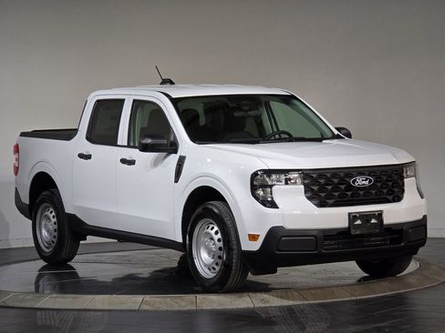 New 2025 Ford Maverick XL w/ 4K Tow Package image 3