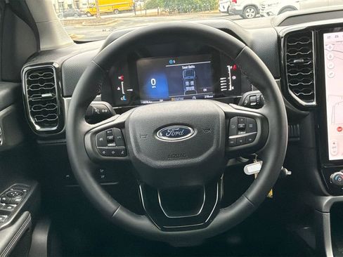 Used 2025 Ford Ranger XLT w/ Equipment Group 301A High image 17
