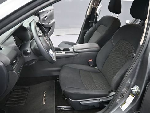 Used 2023 Nissan Sentra S FWD image 16