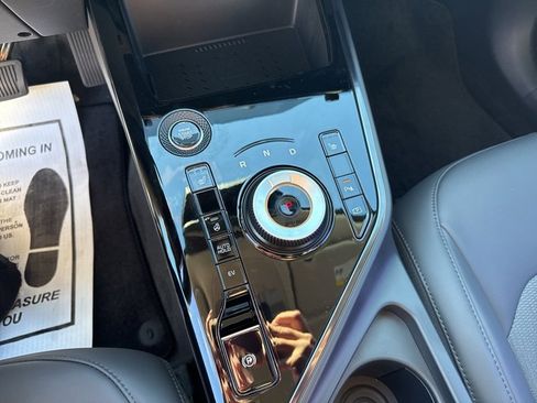 New 2025 Kia Niro EX w/ EX Cold Weather Package image 39