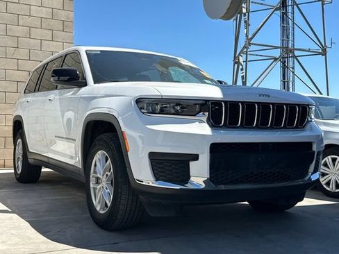 Used 2024 Jeep Grand Cherokee L Laredo AWD/4WD image 3