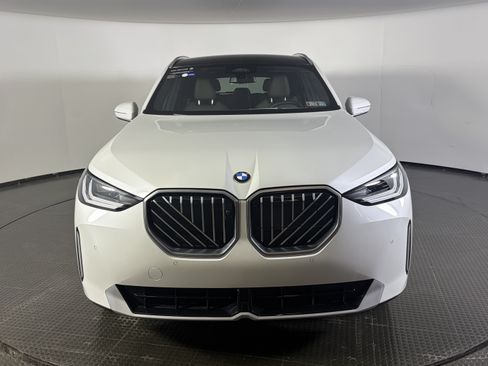 Used 2026 BMW X3 xDrive30i w/ Premium Package AWD/4WD image 2