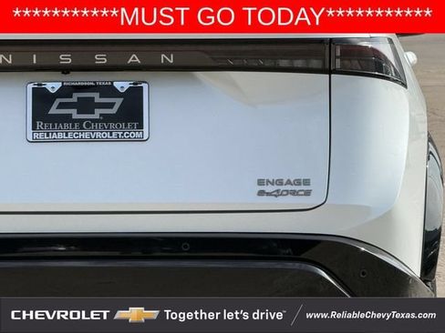 Used 2023 Nissan Ariya AWD image 8